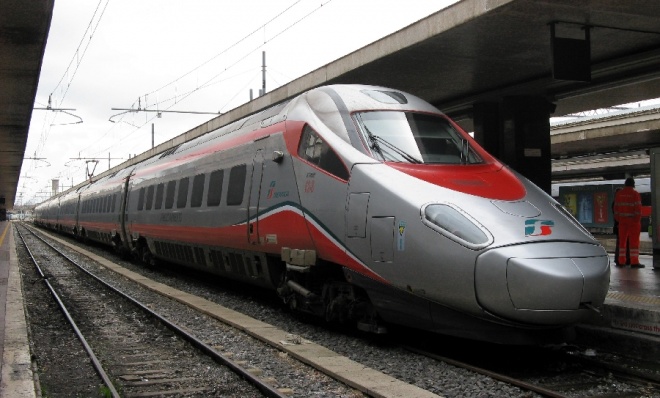 7 Unit Electric railcar ETR 600 "Frecciargento" of Trenitalia<br /><a href='images/pictures/ACME/acme70032.jpg' target='_blank'>Full size image</a>